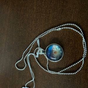 PENDANT NECKLACE, WATER LILY, HANDMADE, GLASS DOME ON METAL, 23 INCH SILVER-TONE